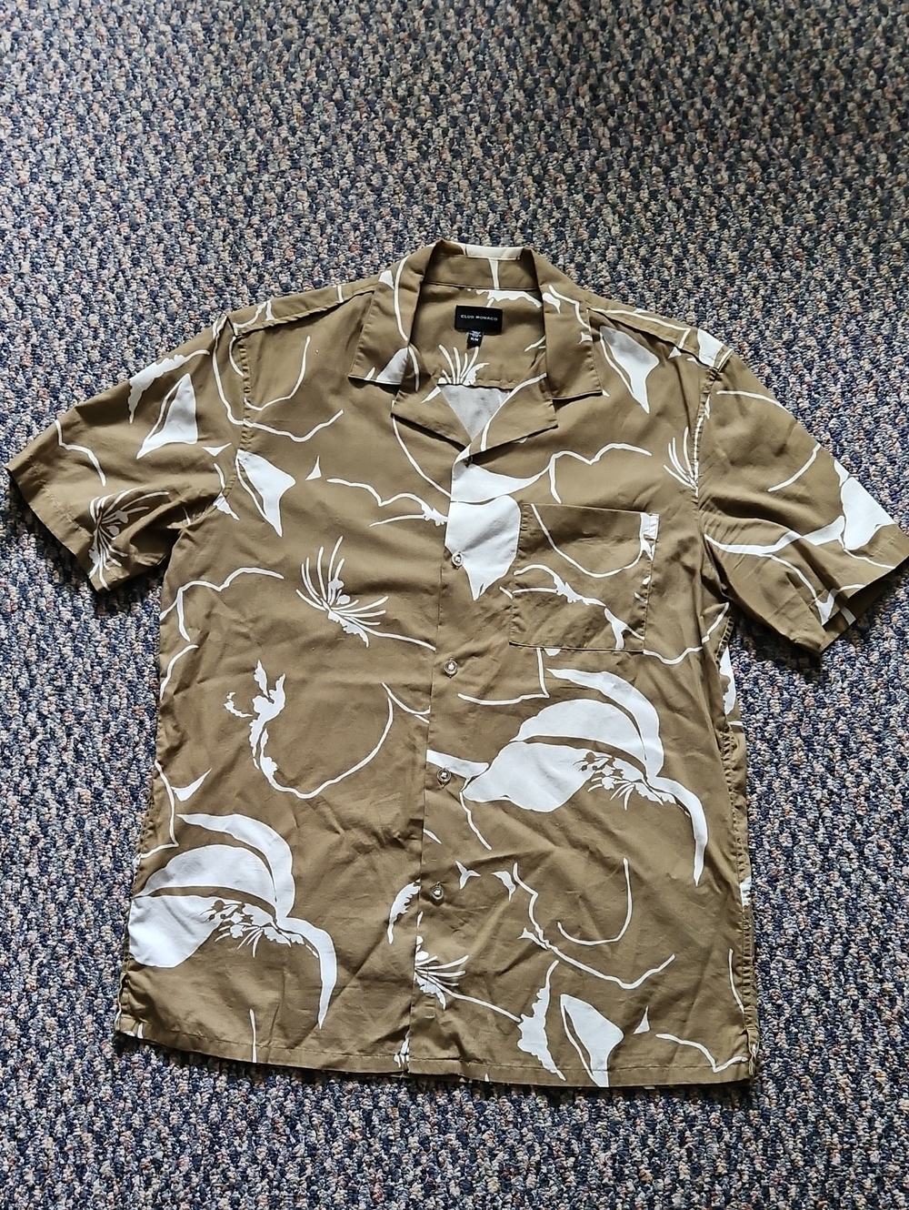 Club Monaco Olive Green Floral Short-Sleeve Button-Down Shirt